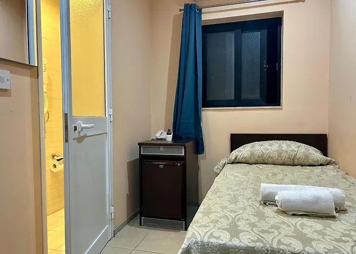 Malta Paradise Central Accomodation ホテル Saint Julian's