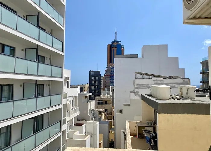 Malta Paradise Central Accomodation ホテル 3*