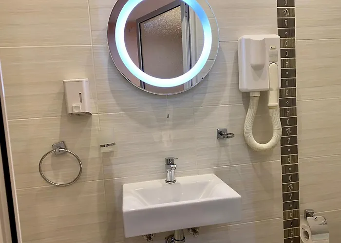 Malta Paradise Central Accomodation 3* Сент Джулианс